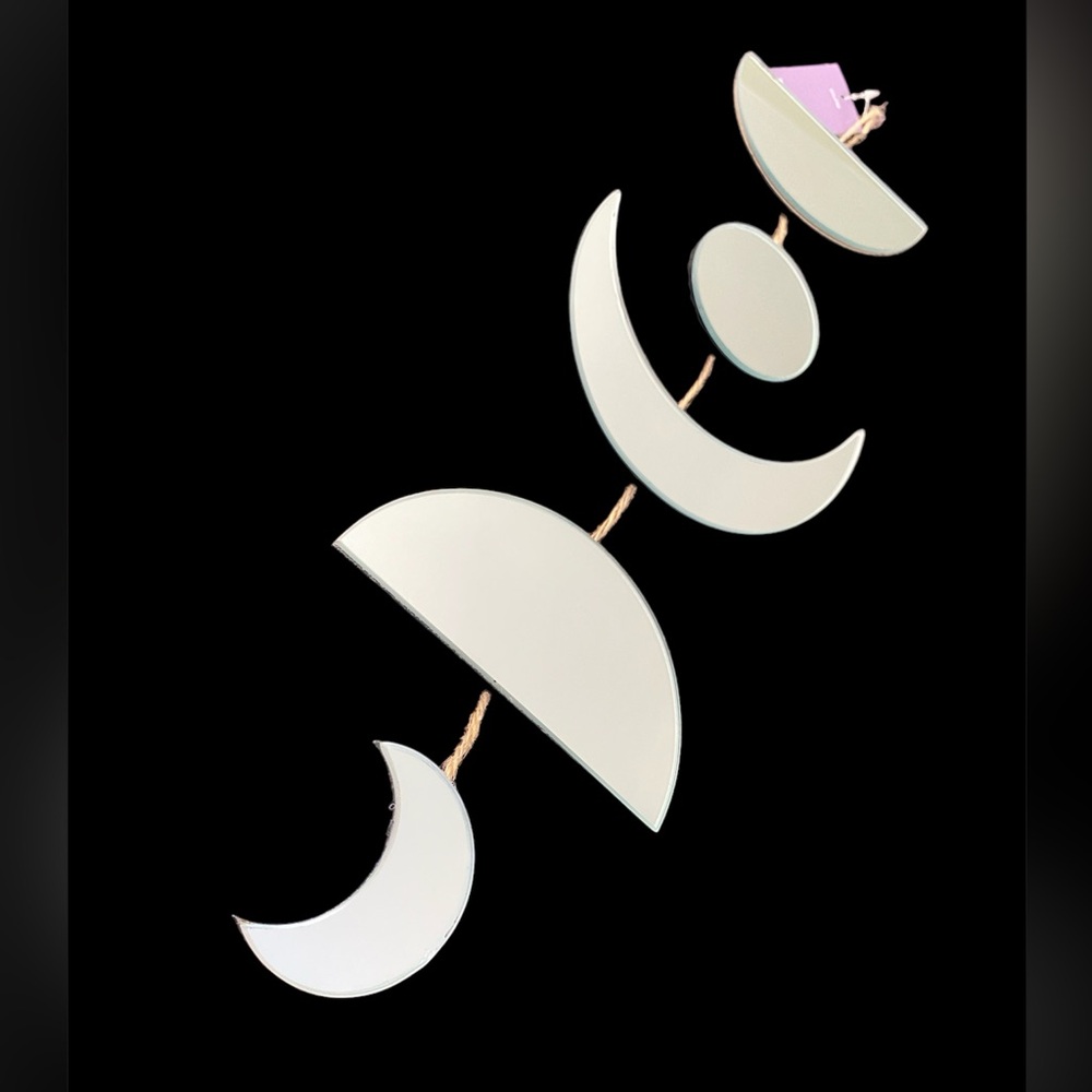 New! Mirror Moon Wall Decoration 🌙 - Picture 4 of 12